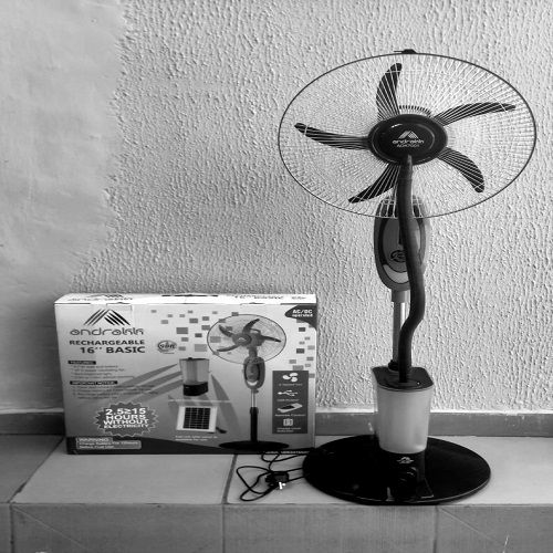 Andrakk 16inches Rechargeable Mist Fan With Remote