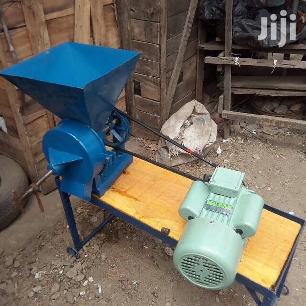 2hp electric motor Granding machine with local Mill for anything wet like tomatoes, pepper, Ginger, beans etc