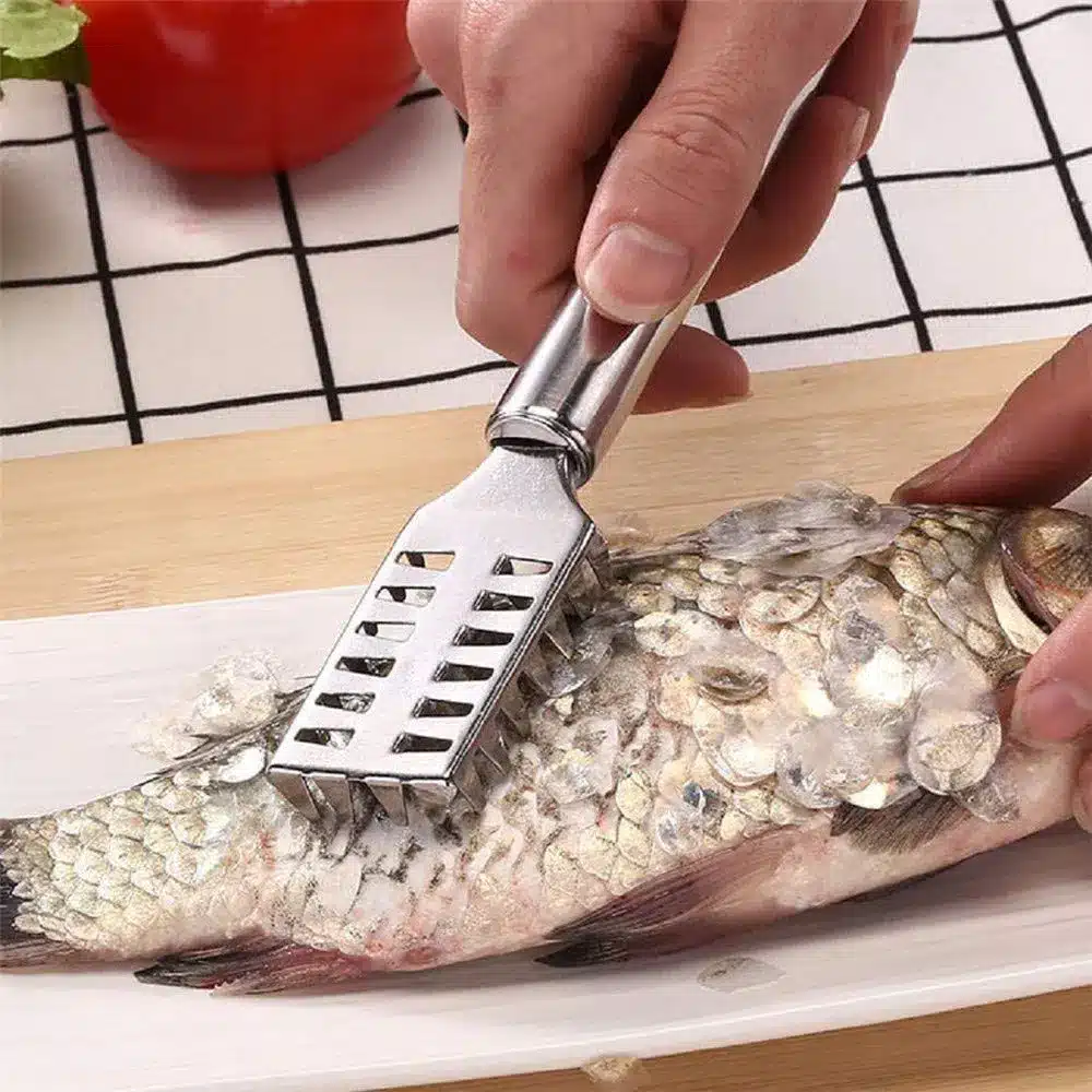 Fish Scaler Brush Fish Scaler Remover with Stainless Steel Sawtooth 