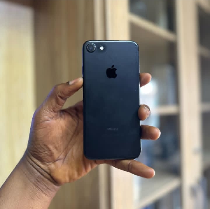 Apple iPhone 7 128 GB Black