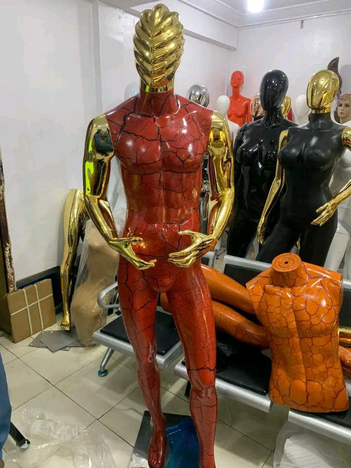 High Quality New Designs Fiber Male Mannequin