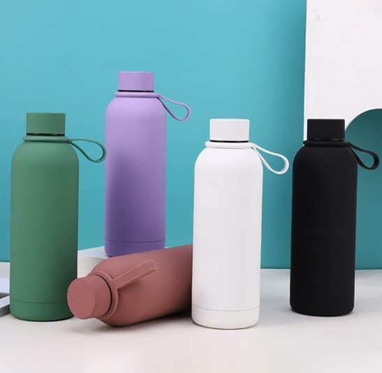 Souvenirs water bottles